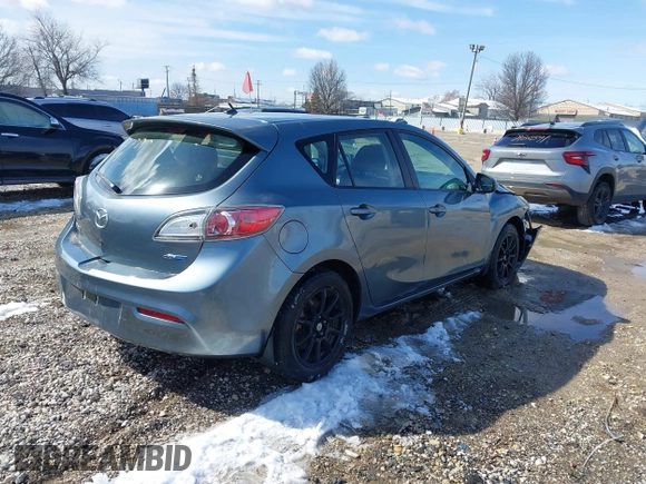 2013 Mazda 3 i Touring with VIN JM1BL1L79D1705300, listed as a IAAI auction lot 41847365 with 90,747 mi miles and . Bid and sale history available at carsss.com. Image 4.