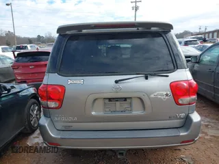 2007 Toyota Sequoia Limited with VIN 5TDZT38A87S298429, listed as a IAAI auction lot 41303386 with 244,837 mi miles and . Bid and sale history available at DreamBid. Image 16.