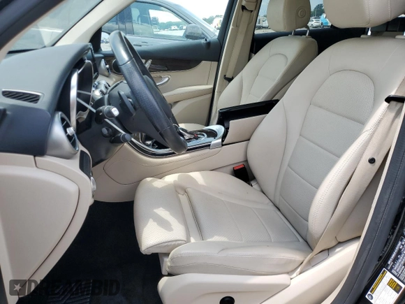 2019 Mercedes-Benz GLC 300 с VIN WDC0G4JB6KV137060, выставлен на аукционе Copart как лот 65452325 с пробегом 72 739 миль миль и Списание • Salvage title. История ставок и продаж доступна на DreamBid. Изображение 7.