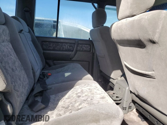 2000 Isuzu Trooper S z VIN JACDS58XXY7J11716, wystawiony jako Copart lot #76685304 z przebiegiem 92 828 mil mil oraz Nie do naprawy. Historia ofert i sprzedaży dostępna na DreamBid. Obrazek 11.
