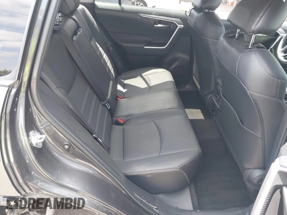 2023 Toyota RAV4 XLE Premium z VIN 2T3C1RFV4PW274552, wystawiony jako IAAI lot #42105989 z przebiegiem 37 301 mil mil oraz . Historia ofert i sprzedaży dostępna na DreamBid. Obrazek 8.