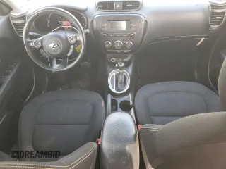 2016 Kia Soul + z VIN KNDJP3A56G7299698, wystawiony jako Copart lot #53424645 z przebiegiem 123 783 mil mil oraz Nie do naprawy • Non repairable. Historia ofert i sprzedaży dostępna na DreamBid. Obrazek 8.