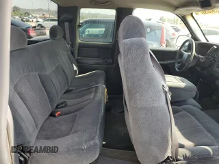 2000 Chevrolet Silverado 1500 LS with VIN 2GCEC19V0Y1122598, listed as a Copart auction lot 53875795 with 86,066 mi miles and Salvage Title. Bid and sale history available at DreamBid. Image 10.
