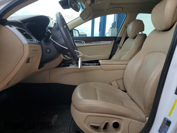 2018 Genesis G80 3.8L z VIN KMHGN4JE3JU285266, wystawiony jako Copart lot #58053355 z przebiegiem 69 335 mil mil oraz Szkoda całkowita • Salvage title. Historia ofert i sprzedaży dostępna na DreamBid. Obrazek 7.