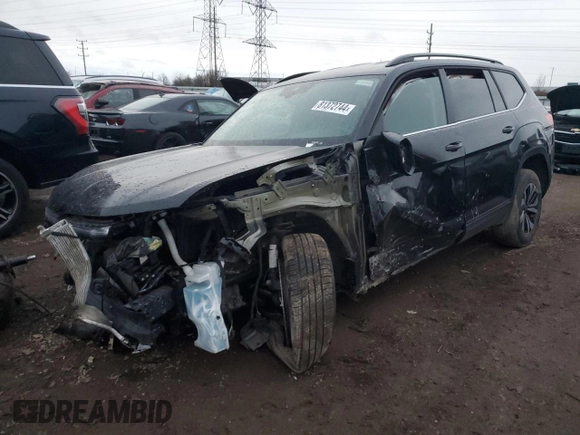 2024 Volkswagen Atlas SE with VIN 1V2LR2CA4RC580463, listed as a Copart auction lot 81372744 with 300 mi miles and Salvage title. Bid and sale history available at DreamBid. Image 1.