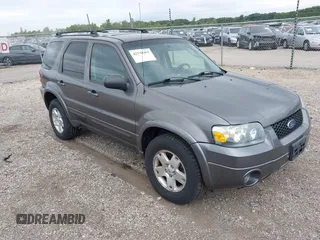 2006 Ford Escape Limited with VIN 1FMYU94146KD54143, listed as a IAAI auction lot 42530493 with 173,837 mi miles and . Bid and sale history available at DreamBid. Image 1.