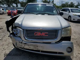2007 GMC Envoy SLT with VIN 1GKDS13SX72163482, listed as a Copart auction lot 72439864 with 218,719 mi miles and Salvage Title. Bid and sale history available at carsss.com. Image 5.