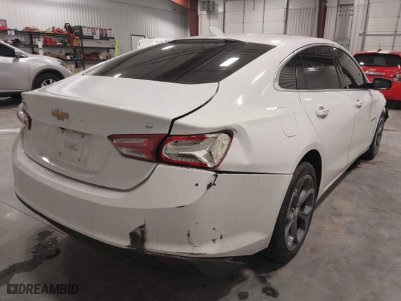 2021 Chevrolet Malibu LT with VIN 1G1ZD5ST3MF025017, listed as a IAAI auction lot 41443919 with 87,726 mi miles. Bid and sale history available at carsss.com. Image 4.