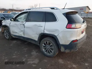 2019 Jeep Cherokee Latitude Plus with VIN 1C4PJLLN3KD147526, listed as a IAAI auction lot 41503928 with 131,379 mi miles and . Bid and sale history available at DreamBid. Image 3.