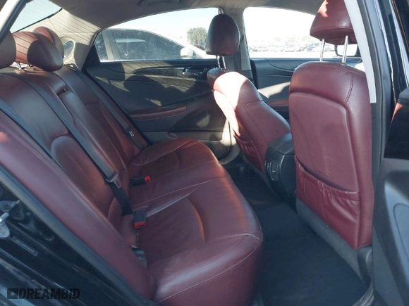 2012 Hyundai Sonata 2.0T SE with VIN 5NPEC4ABXCH464909, listed as a IAAI auction lot 40926357 with 59,230 mi miles. Bid and sale history available at carsss.com. Image 8.
