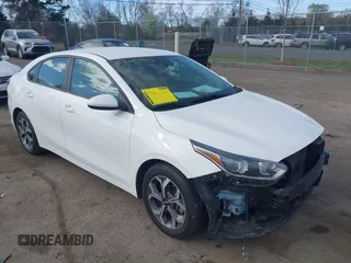 2019 Kia Forte LXS z VIN 3KPF24AD2KE042693, wystawiony jako IAAI lot #41902468 z przebiegiem 126 516 mil mil oraz . Historia ofert i sprzedaży dostępna na DreamBid. Obrazek 1.