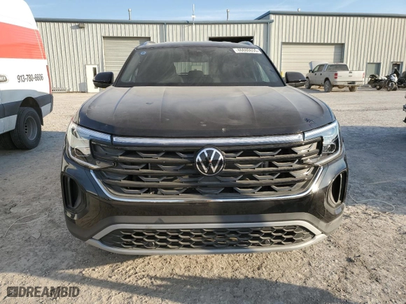 2024 Volkswagen Atlas Cross Sport 2.0T SE with VIN 1V2LE2CA0RC251335, listed as a Copart auction lot 46680655 with 0 mi miles and Salvage Title. Bid and sale history available at carsss.com. Image 5.