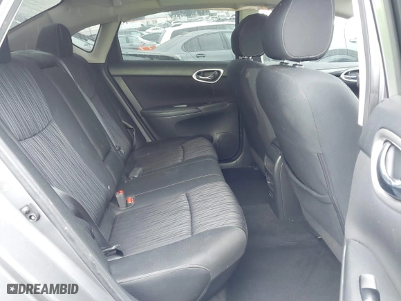 2019 Nissan Sentra SR with VIN 3N1AB7AP8KY279972, listed as a IAAI auction lot 41567353 with 60,652 mi miles. Bid and sale history available at carsss.com. Image 8.