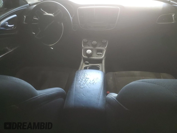 2015 Chrysler 200 Limited with VIN 1C3CCCAB5FN611096, listed as a Copart auction lot 60719625 with 157,596 mi miles and Clean title. Bid and sale history available at DreamBid. Image 8.