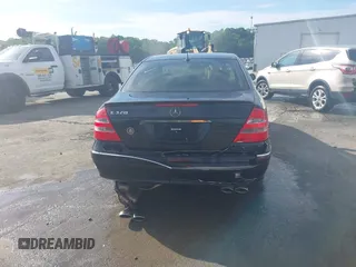2003 Mercedes-Benz E-Class 3.2L with VIN WDBUF65J93X110625, listed as a IAAI auction lot 41485310 with 164,165 mi miles. Bid and sale history available at carsss.com. Image 16.