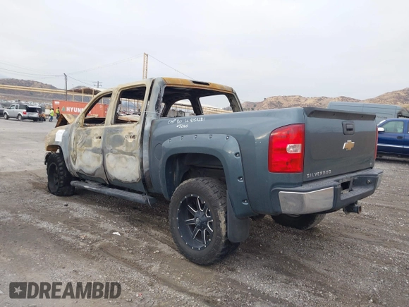 2008 Chevrolet Silverado 1500 LTZ with VIN 3GCEK13M28G115260, listed as a IAAI auction lot 41471194 with 169,364 mi miles. Bid and sale history available at carsss.com. Image 3.