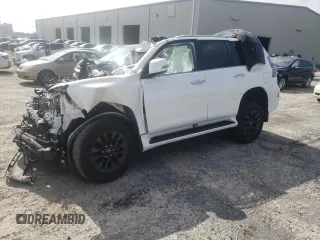 2022 Lexus GX with VIN JTJAM7BX0N5324911, listed as a Copart auction lot 61298163 with 0 mi miles and Non Repairable. Bid and sale history available at carsss.com. Image 1.