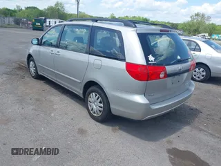 2008 Toyota Sienna CE with VIN 5TDZK23C88S201351, listed as a IAAI auction lot 42158607 with 213,618 mi miles. Bid and sale history available at carsss.com. Image 3.