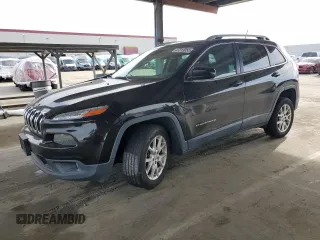 2018 Jeep Cherokee Latitude with VIN 1C4PJLCB2JD538767, listed as a Copart auction lot 47313055 with 218,275 mi miles and Salvage Title. Bid and sale history available at carsss.com. Image 1.