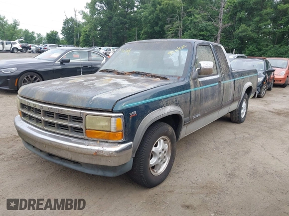 1994 Dodge Dakota z VIN 1B7GL23X8RS630456, wystawiony jako IAAI lot #42477536 z przebiegiem 280 421 mil mil oraz . Historia ofert i sprzedaży dostępna na DreamBid. Obrazek 2.