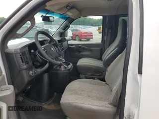 2016 Chevrolet Express Passenger LT с VIN 1GAZGPFF6G1178192, выставлен на аукционе Copart как лот 58408975 с пробегом 154 788 миль миль и Списание • Salvage title. История ставок и продаж доступна на DreamBid. Изображение 7.