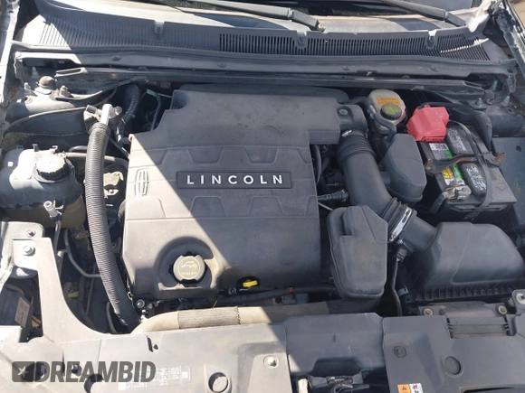 2014 Lincoln MKS with VIN 1LNHL9DK1EG604323, listed as a IAAI auction lot 41635817 with 223,136 mi miles. Bid and sale history available at carsss.com. Image 10.