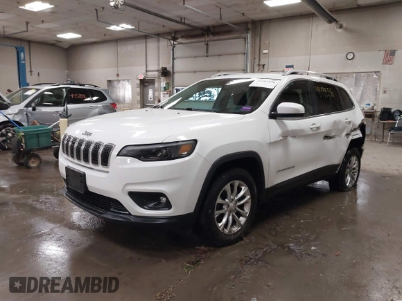 2019 Jeep Cherokee Latitude with VIN 1C4PJMCB7KD142941, listed as a IAAI auction lot 41491536 with 117,840 mi miles. Bid and sale history available at carsss.com. Image 17.