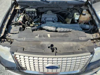 2005 Ford Expedition Eddie Bauer with VIN 1FMFU185X5LA37000, listed as a Copart auction lot 63374015 with 144,420 mi miles and Salvage title. Bid and sale history available at DreamBid. Image 12.