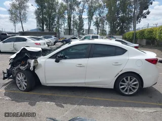 2017 Mazda Mazda3 4-Door Touring with VIN 3MZBN1V76HM121935, listed as a IAAI auction lot 41831505 with 121,631 mi miles. Bid and sale history available at carsss.com. Image 14.