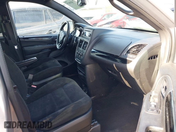 2016 Dodge Grand Caravan SE with VIN 2C4RDGBG7GR252195, listed as a IAAI auction lot 41415977 with 199,453 mi miles and . Bid and sale history available at DreamBid. Image 5.