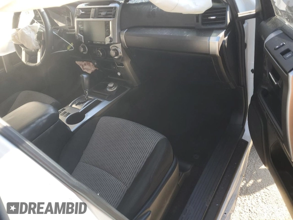 2021 Toyota 4Runner SR5 с VIN JTEMU5JRXM5885327, выставлен на аукционе Copart как лот 87850005 с пробегом 64 848 миль миль и На запчасти • Non repairable. История ставок и продаж доступна на DreamBid. Изображение 8.