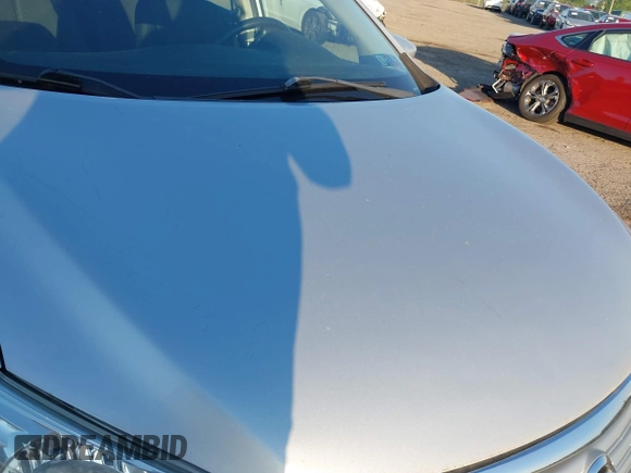 2014 Nissan Sentra SV z VIN 3N1AB7AP4EL677973, wystawiony jako IAAI lot #42574863 z przebiegiem 80 186 mil mil oraz . Historia ofert i sprzedaży dostępna na DreamBid. Obrazek 6.