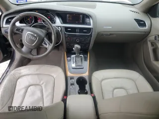 2010 Audi A5 Premium z VIN WAUCFAFH3AN022865, wystawiony jako Copart lot #45895475 z przebiegiem 102 793 mil mil oraz Szkoda całkowita • Salvage title. Historia ofert i sprzedaży dostępna na DreamBid. Obrazek 8.