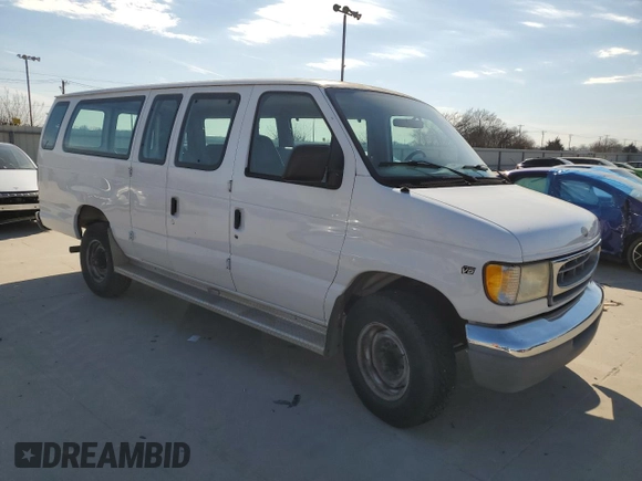 2000 Ford Econoline Passenger XL with VIN 1FBSS31L1YHA76163, listed as a Copart auction lot 88255365 with 60,042 mi miles and Salvage Title. Bid and sale history available at DreamBid. Image 4.