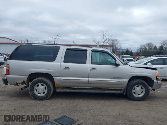 2005 GMC Yukon XL SLT with VIN 3GKEC16Z85G290245, listed as a IAAI auction lot 41709514 with 232,552 mi miles. Bid and sale history available at carsss.com. Image 13.