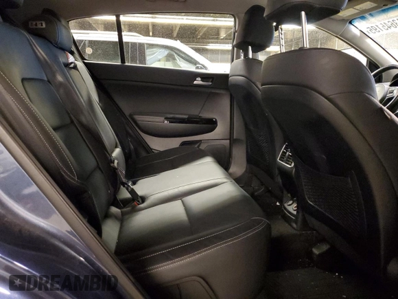 2018 Kia Sportage EX z VIN KNDPNCACXJ7384193, wystawiony jako Copart lot #43645195 z przebiegiem 55 717 mil mil oraz Szkody całkowita. Historia ofert i sprzedaży dostępna na DreamBid. Obrazek 10.