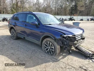 2021 Volkswagen Tiguan S with VIN 3VV1B7AX1MM155518, listed as a Copart auction lot 88461765 with 65,248 mi miles and Salvage Title. Bid and sale history available at DreamBid. Image 4.