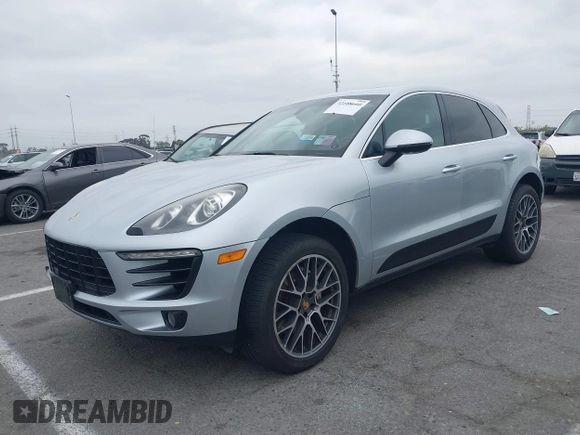 2015 Porsche Macan S with VIN WP1AB2A50FLB58087, listed as a IAAI auction lot 42108660 with 91,894 mi miles. Bid and sale history available at carsss.com. Image 17.