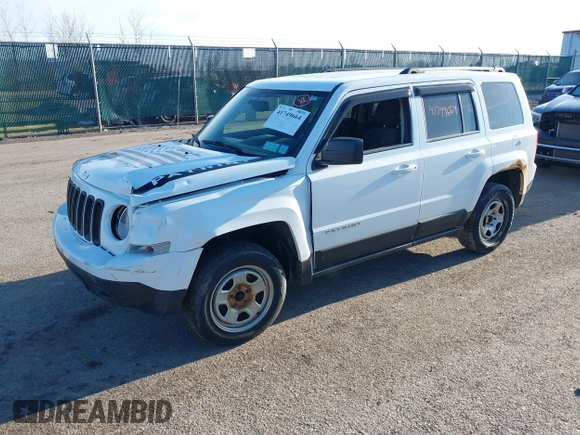 2014 Jeep Patriot Sport with VIN 1C4NJRBB2ED772022, listed as a IAAI auction lot 41749664 with 161,876 mi miles. Bid and sale history available at carsss.com. Image 2.