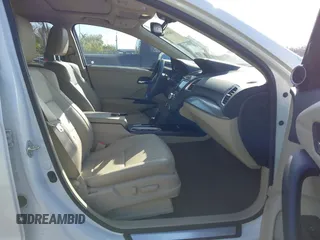 2018 Acura RDX w/Advance Pkg with VIN 5J8TB3H70JL000561, listed as a IAAI auction lot 41628961 with 81,905 mi miles. Bid and sale history available at carsss.com. Image 5.