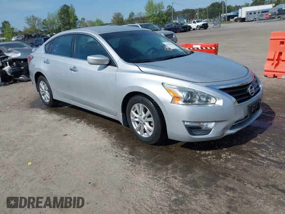 2015 Nissan Altima 2.5 S with VIN 1N4AL3APXFC162806, listed as a IAAI auction lot 42072965 with 56,765 mi miles. Bid and sale history available at carsss.com. Image 1.