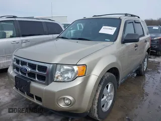 2010 Ford Escape XLT с VIN 1FMCU0D75AKC30529, выставлен на аукционе IAAI как лот 41618067 с пробегом 153 637 миль миль и . История ставок и продаж доступна на DreamBid. Изображение 2.