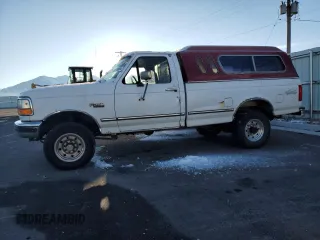 1997 Ford F-250 with VIN 1FTHF26H5VEA55502, listed as a Copart auction lot 81785564 with 317,479 mi miles and Salvage Title. Bid and sale history available at carsss.com. Image 1.