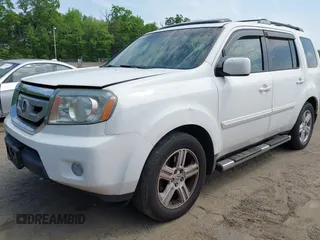 2009 Honda Pilot EX-L with VIN 5FNYF48569B040770, listed as a IAAI auction lot 42178358 with 230,826 mi miles. Bid and sale history available at carsss.com. Image 2.