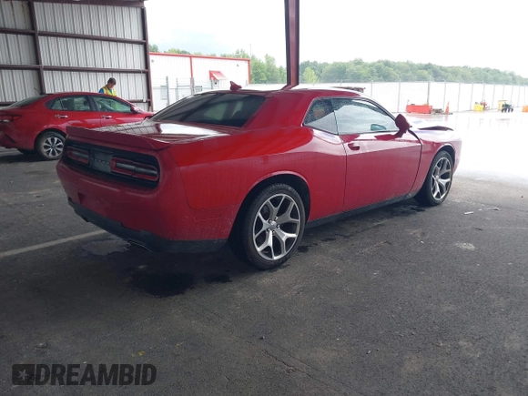 2016 Dodge Challenger SXT Plus z VIN 2C3CDZAG3GH114117, wystawiony jako IAAI lot #42334494 z przebiegiem 131 667 mil mil oraz . Historia ofert i sprzedaży dostępna na DreamBid. Obrazek 4.