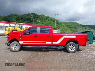 2022 Ford F-250 XL с VIN 1FT7W2B67NEC67785, выставлен на аукционе IAAI как лот 42302140 с пробегом 18 546 миль миль и . История ставок и продаж доступна на DreamBid. Изображение 15.