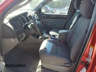 2011 Toyota Tacoma z VIN 5TFTX4CN1BX010490, wystawiony jako Copart lot #53556515 z przebiegiem 173 794 mil mil oraz Szkoda całkowita • Salvage title. Historia ofert i sprzedaży dostępna na DreamBid. Obrazek 7.