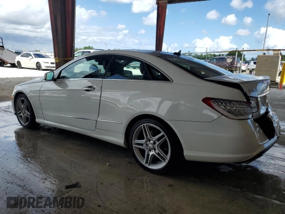2013 Mercedes-Benz E 550 с VIN WDDKJ7DB2DF200445, выставлен на аукционе Copart как лот 77354114 с пробегом 108 992 миль миль и Списание • Salvage title. История ставок и продаж доступна на DreamBid. Изображение 2.