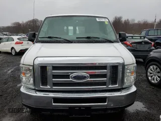 2010 Ford Econoline Cargo Commercial z VIN 1FTNE2EW4ADA24912, wystawiony jako Copart lot #49741184 z przebiegiem 508 798 mil mil oraz Czysty tytuł • Clean title. Historia ofert i sprzedaży dostępna na DreamBid. Obrazek 5.