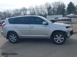 2011 Toyota RAV4 Ltd with VIN 2T3DF4DV3BW134819, listed as a IAAI auction lot 41579209 with 218,490 mi miles. Bid and sale history available at carsss.com. Image 13.